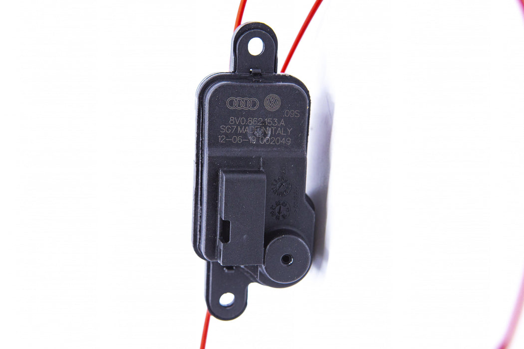 8V0862153A Fuel Filler Flap Door Lock Actuator Motor Control for Audi A1 A4  A5 A6 A7 A8 Q3 Q7 A3 RS3 8V0862153B 8V0862153